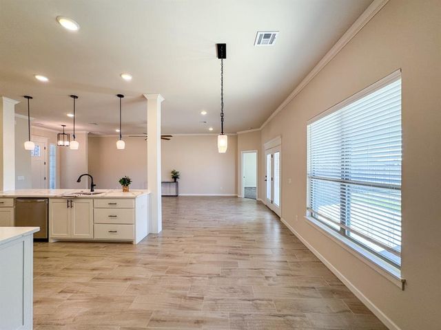 2904 Summit Hollow Circle, Norman, OK 73071