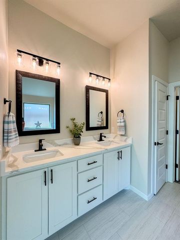 2904 Summit Hollow Circle, Norman, OK 73071