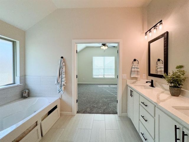 2904 Summit Hollow Circle, Norman, OK 73071