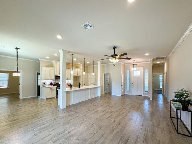 2904 Summit Hollow Circle, Norman, OK 73071