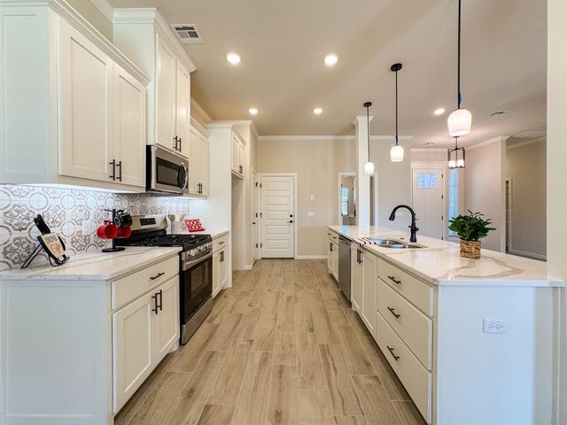 2904 Summit Hollow Circle, Norman, OK 73071