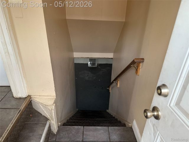 29650 Oakwood Street, Inkster, MI 48141