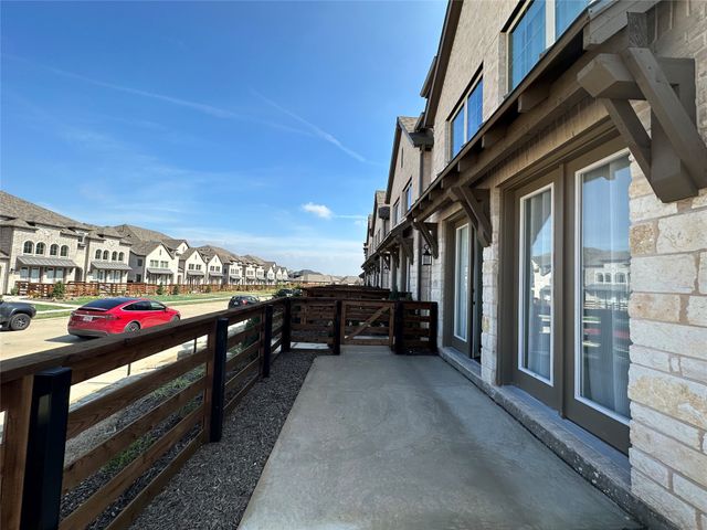 358 Somerville Drive, Mckinney, TX 75071
