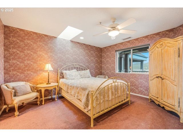 361 S PROM 502, Seaside, OR 97138