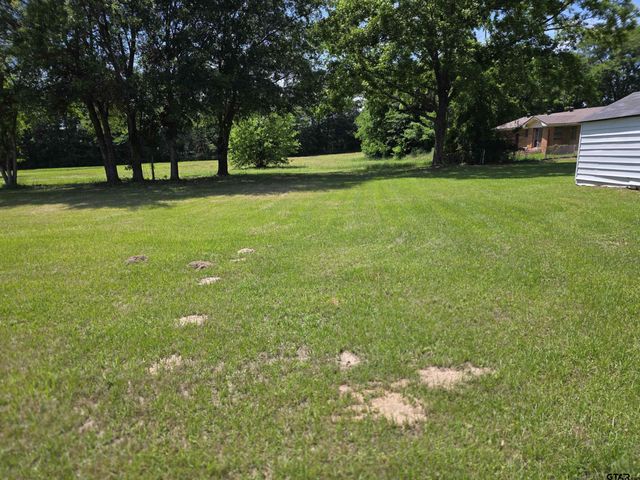 3915 W St Hwy 64, Henderson, TX 75652