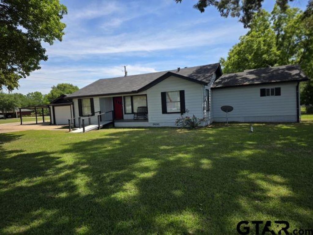 3915 W St Hwy 64, Henderson, TX 75652