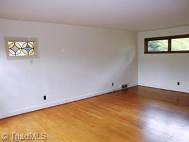 4162 Glenn Hi Road, Winston-salem, NC 27107