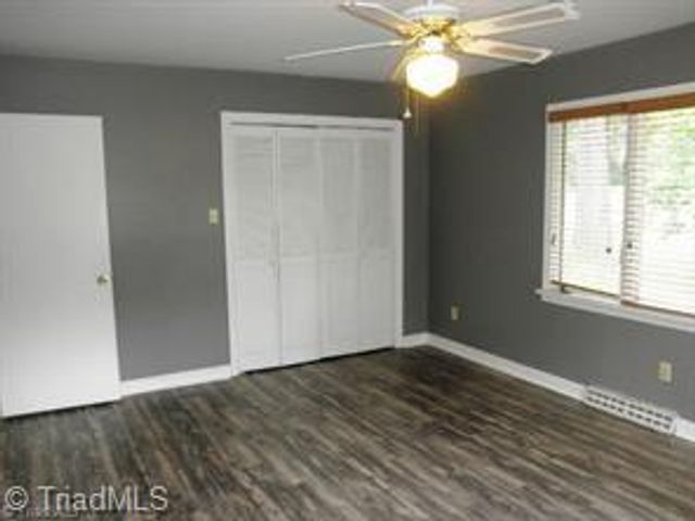 4162 Glenn Hi Road, Winston-salem, NC 27107