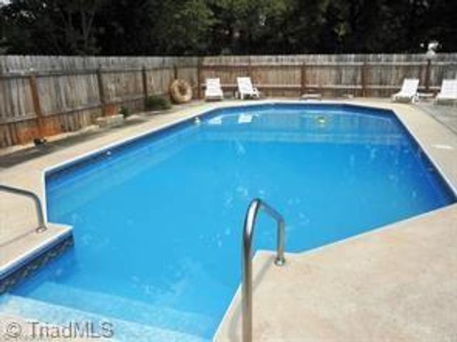 4162 Glenn Hi Road, Winston-salem, NC 27107