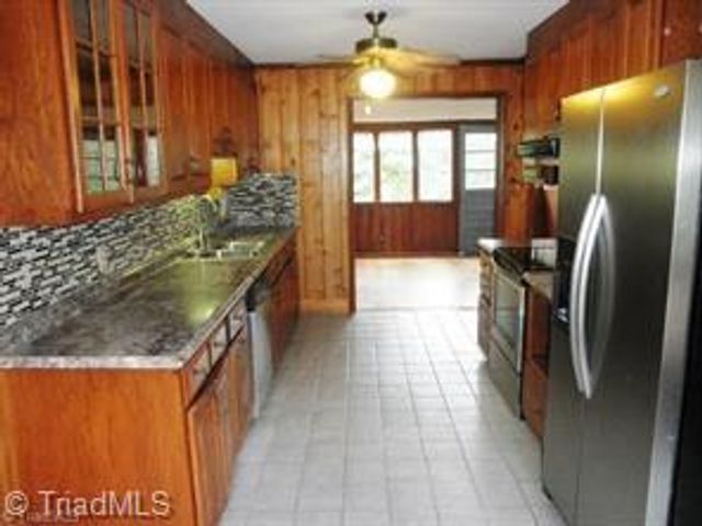 4162 Glenn Hi Road, Winston-salem, NC 27107