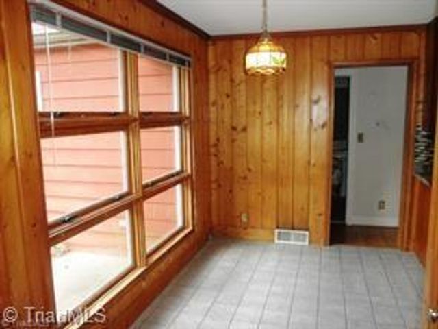4162 Glenn Hi Road, Winston-salem, NC 27107
