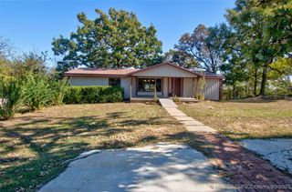 427650 E 1068 Road, Checotah, OK 74426