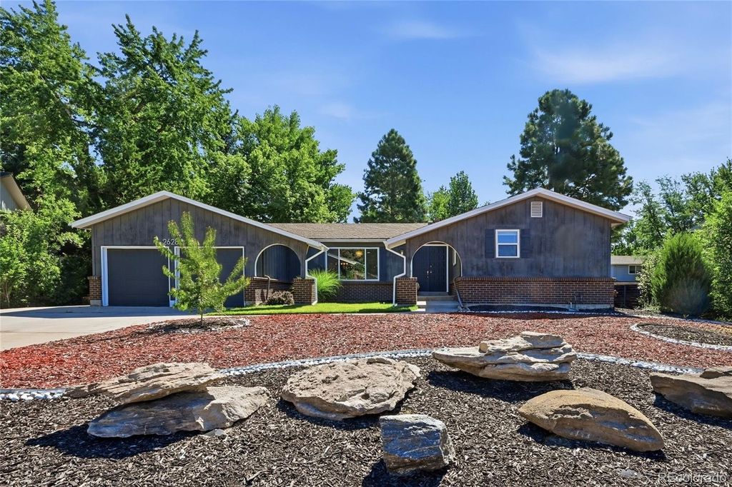 2628 S Allison Street, Lakewood, CO 80227
