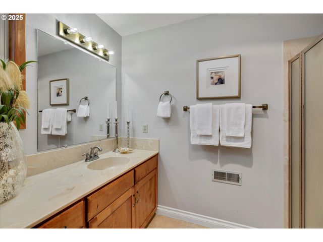 21335 Sw Martinazzi Ave, Tualatin, OR 97062