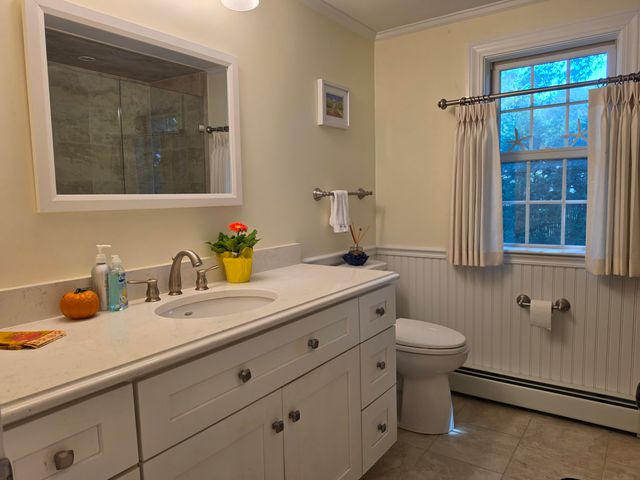 17 Captain York Road, South Yarmouth, MA 02664