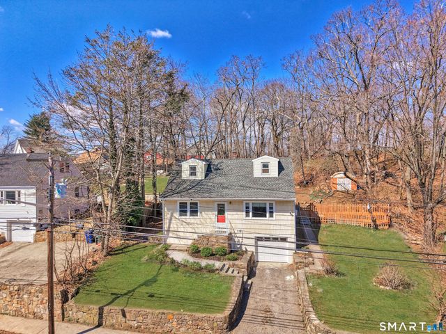 360 Vincellette Street, Bridgeport, CT 06606