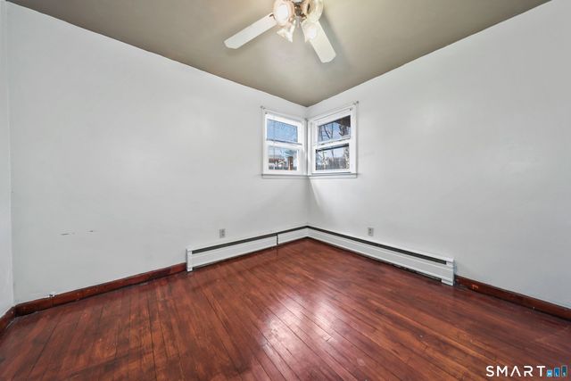 360 Vincellette Street, Bridgeport, CT 06606