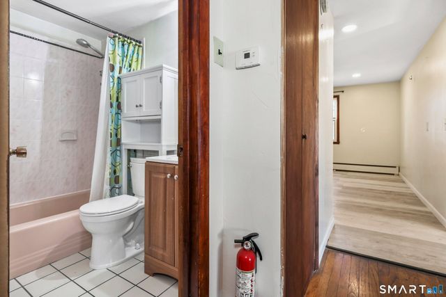 360 Vincellette Street, Bridgeport, CT 06606