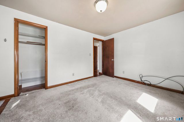 360 Vincellette Street, Bridgeport, CT 06606