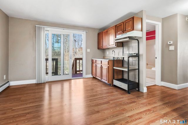 360 Vincellette Street, Bridgeport, CT 06606