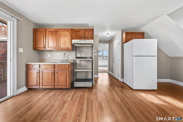 360 Vincellette Street, Bridgeport, CT 06606