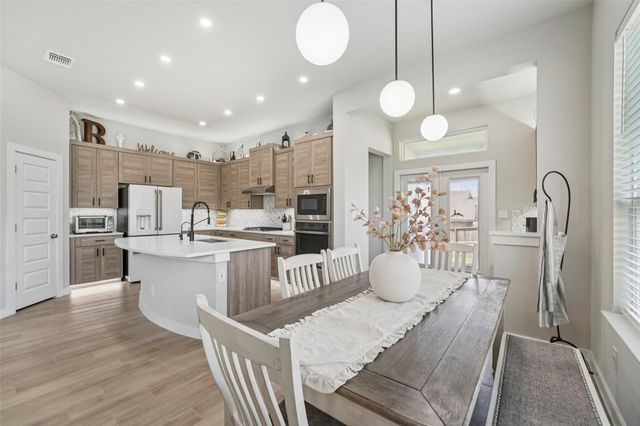 1108 Sweetspire ST, Leander, TX 78641