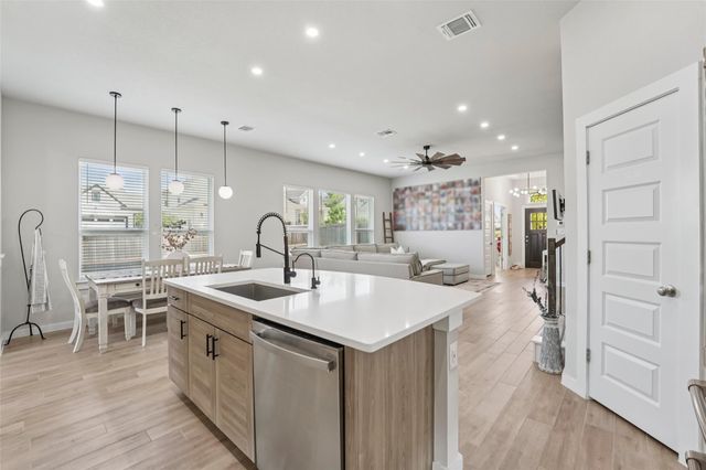 1108 Sweetspire ST, Leander, TX 78641