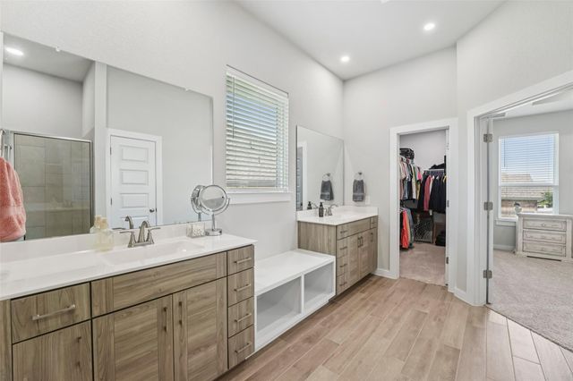 1108 Sweetspire ST, Leander, TX 78641