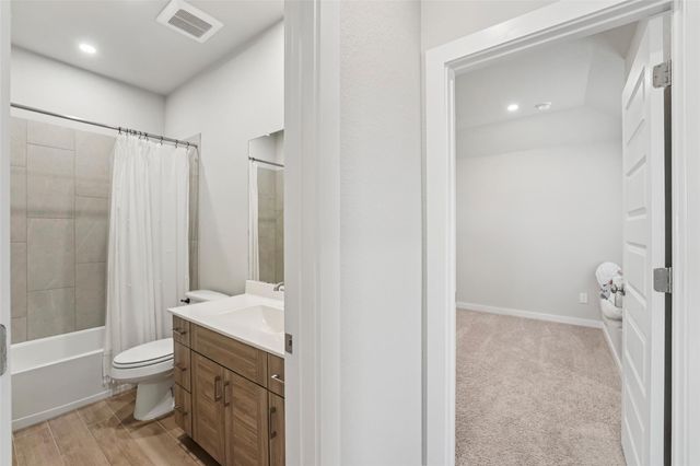1108 Sweetspire ST, Leander, TX 78641