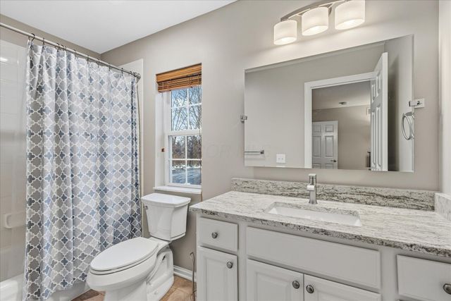 137 Ravines Way, Westerville, OH 43082