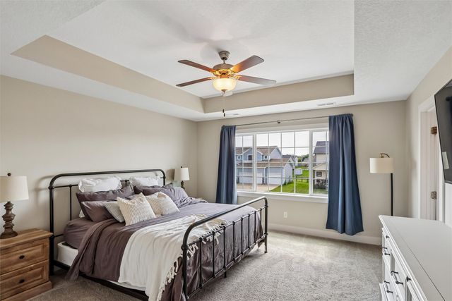212 Aaron Avenue NW, Bondurant, IA 50035