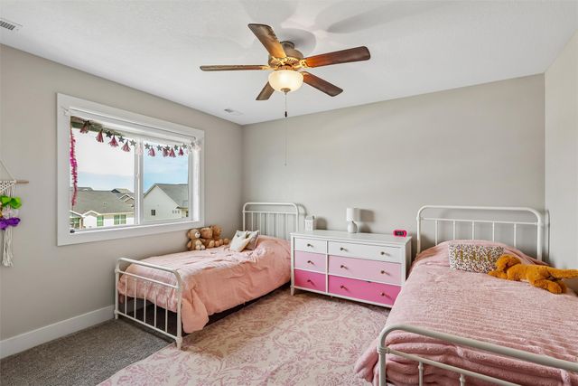 212 Aaron Avenue NW, Bondurant, IA 50035