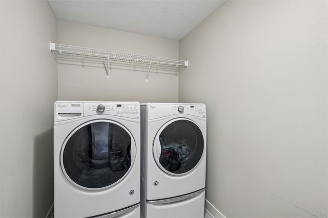 212 Aaron Avenue NW, Bondurant, IA 50035