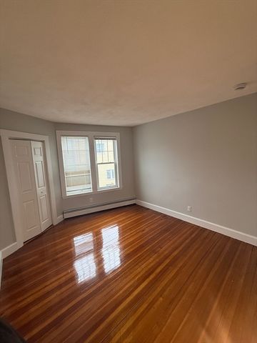 225 Florence St 225, Boston, MA 02131