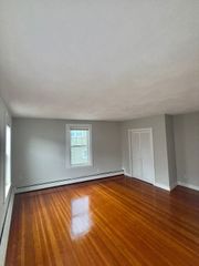 225 Florence St 225, Boston, MA 02131