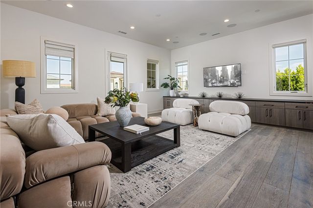79 Eider Run, Irvine, CA 92618
