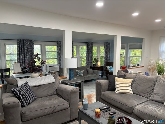 38 Laurel Trail, Glastonbury, CT 06033