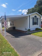 58 Holiday Cir, Chicopee, MA 01020