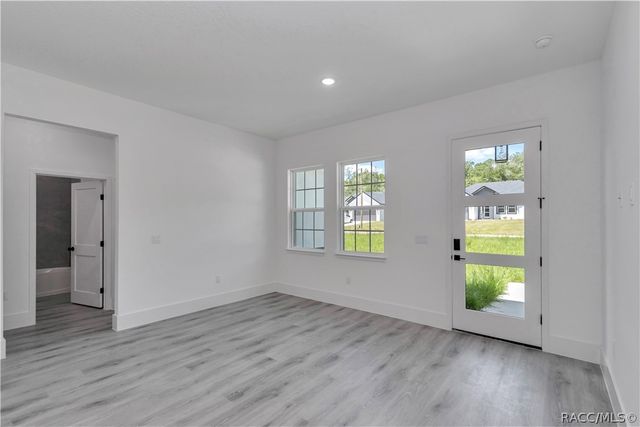 225 E Caldwell Drive, Dunnellon, FL 34434