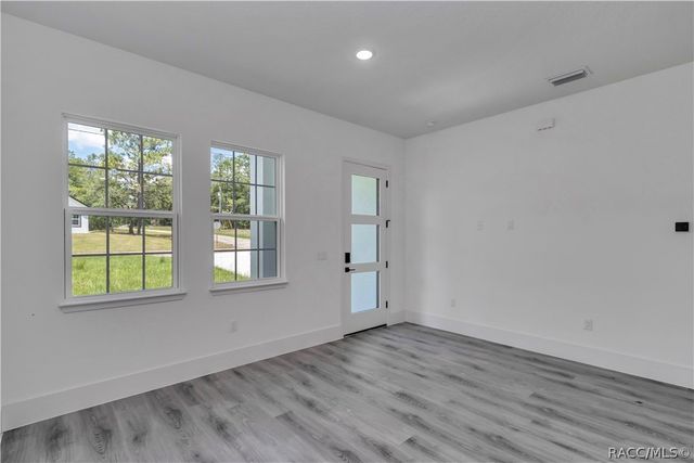 225 E Caldwell Drive, Dunnellon, FL 34434