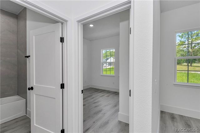 225 E Caldwell Drive, Dunnellon, FL 34434