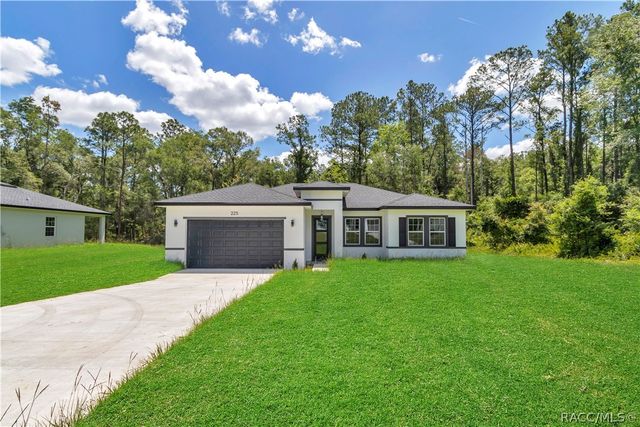 225 E Caldwell Drive, Dunnellon, FL 34434