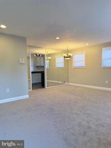 7013 WHITNEY AVE, District Heights, MD 20747