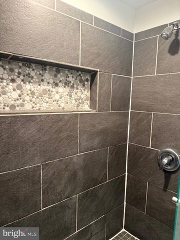 7013 WHITNEY AVE, District Heights, MD 20747