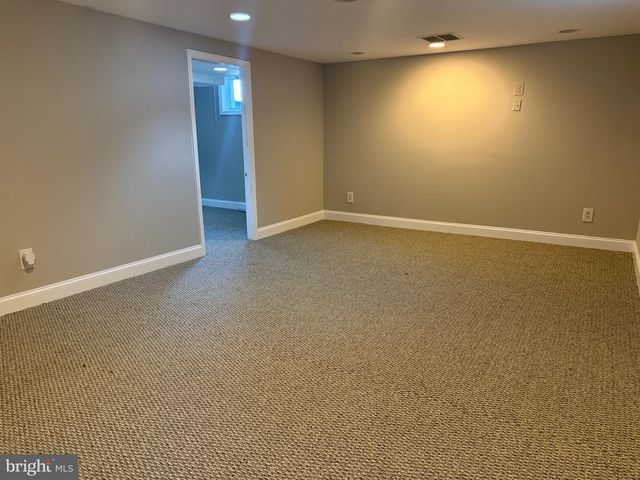 7013 WHITNEY AVE, District Heights, MD 20747