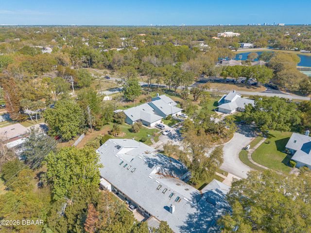 942 Windridge Court, Port Orange, FL 32127