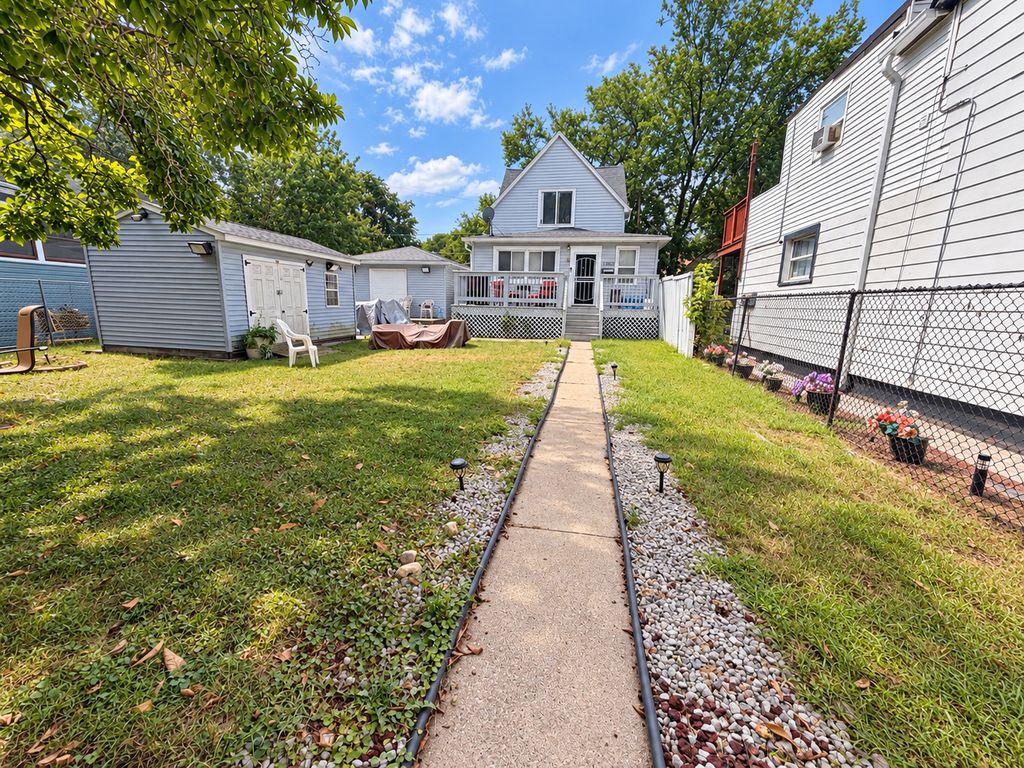 11820 S Harvard Avenue, Chicago, IL 60628 — photo 2