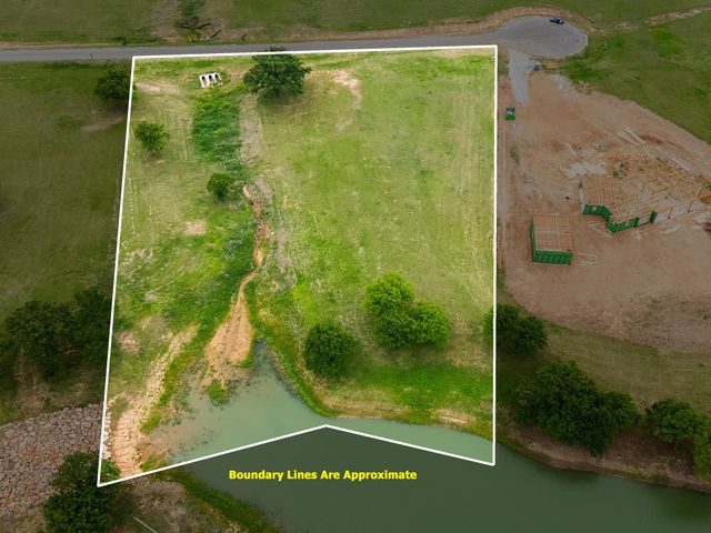 141 Woodbridge Boulevard, Bowie, TX 76230