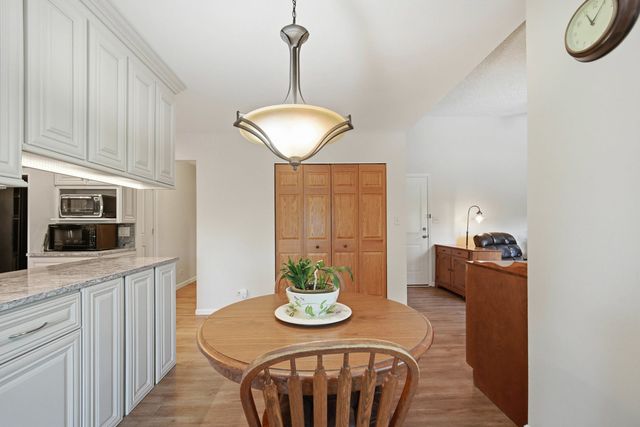 509 Tebay Place, Schaumburg, IL 60194