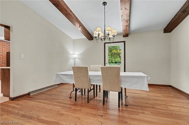 379 Nob Hill Drive, Akron, OH 44303